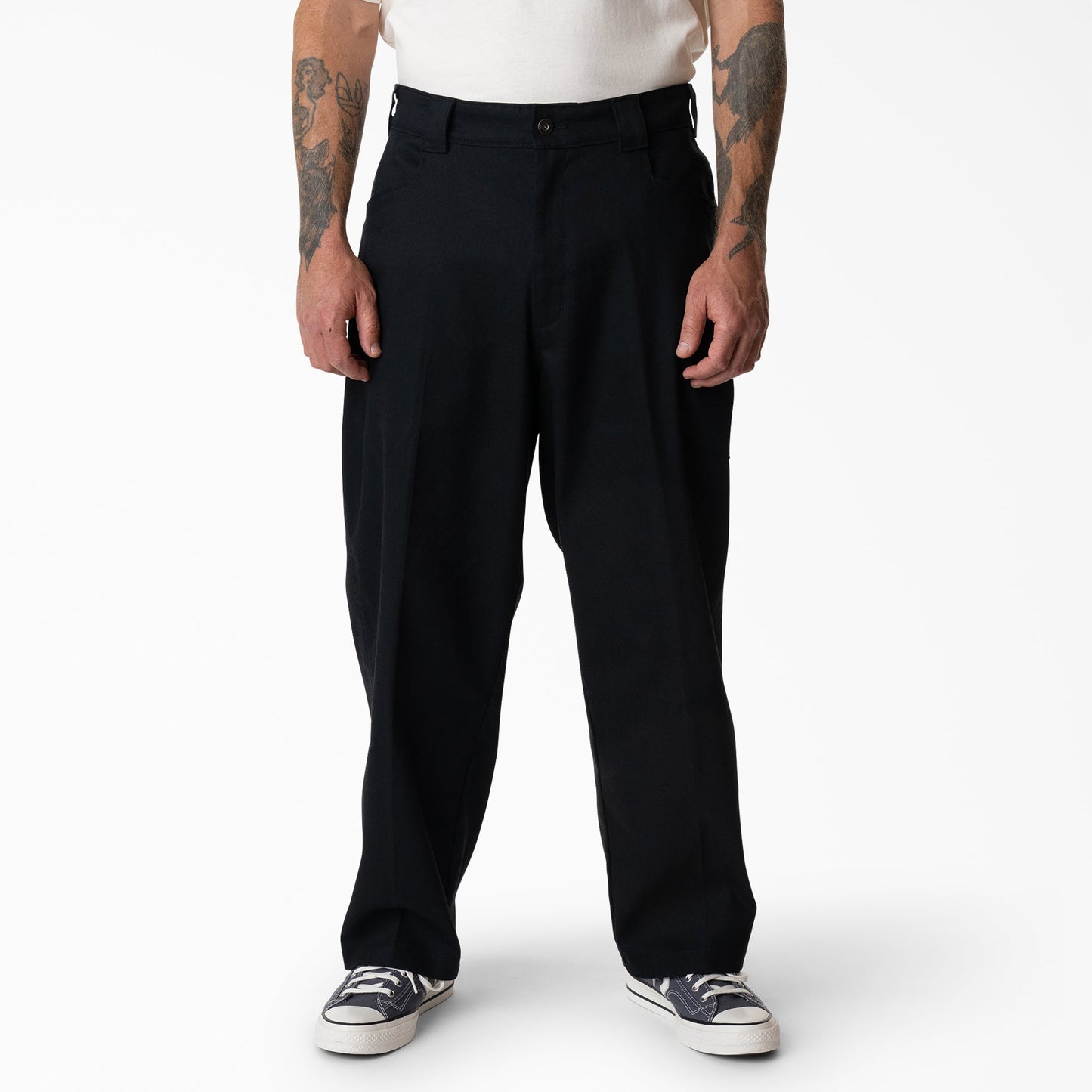 Black (BLK),28